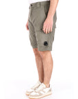 C.P. Company shorts cargo verde