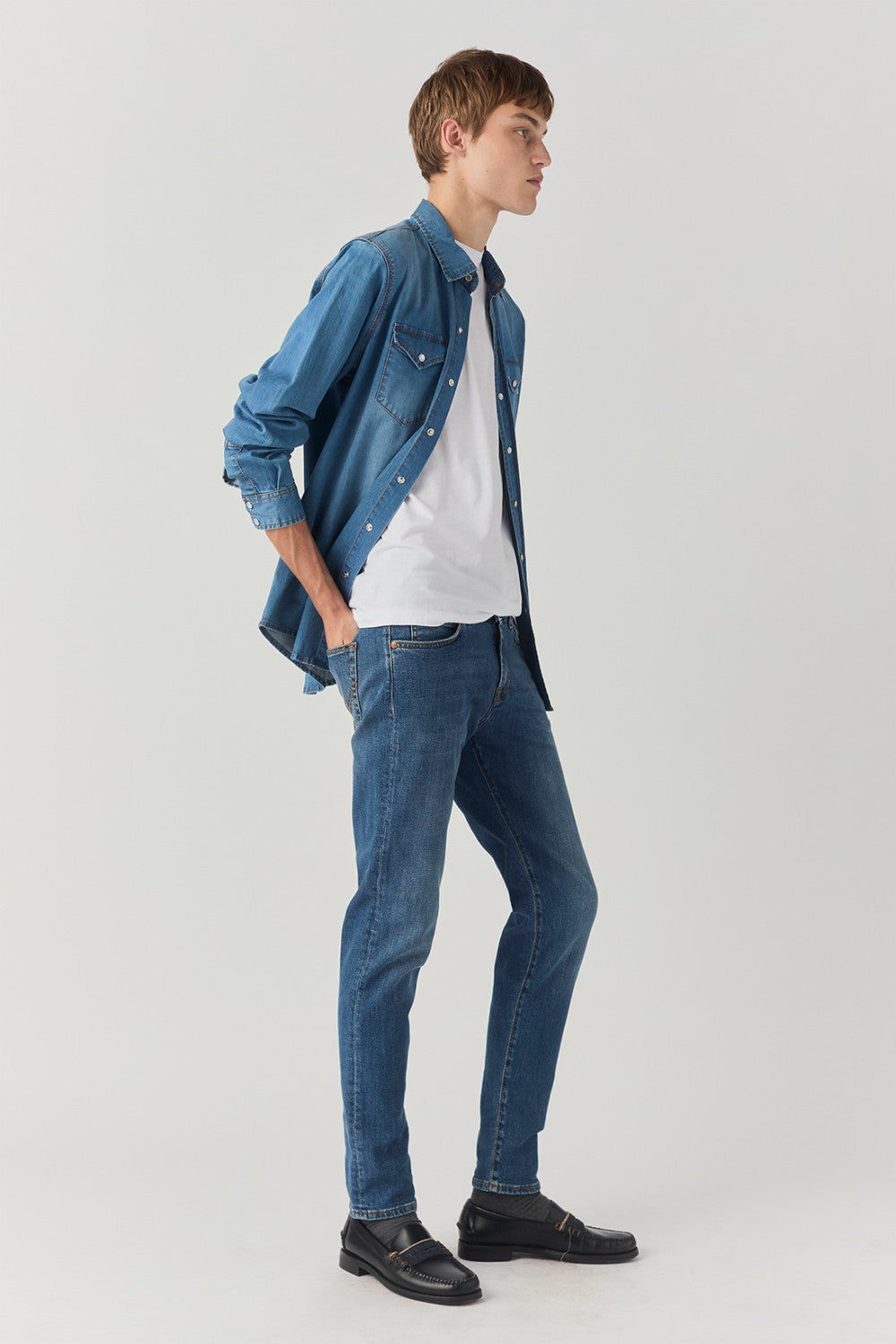 ROY ROGER'S   JEANS 517 WASH 81