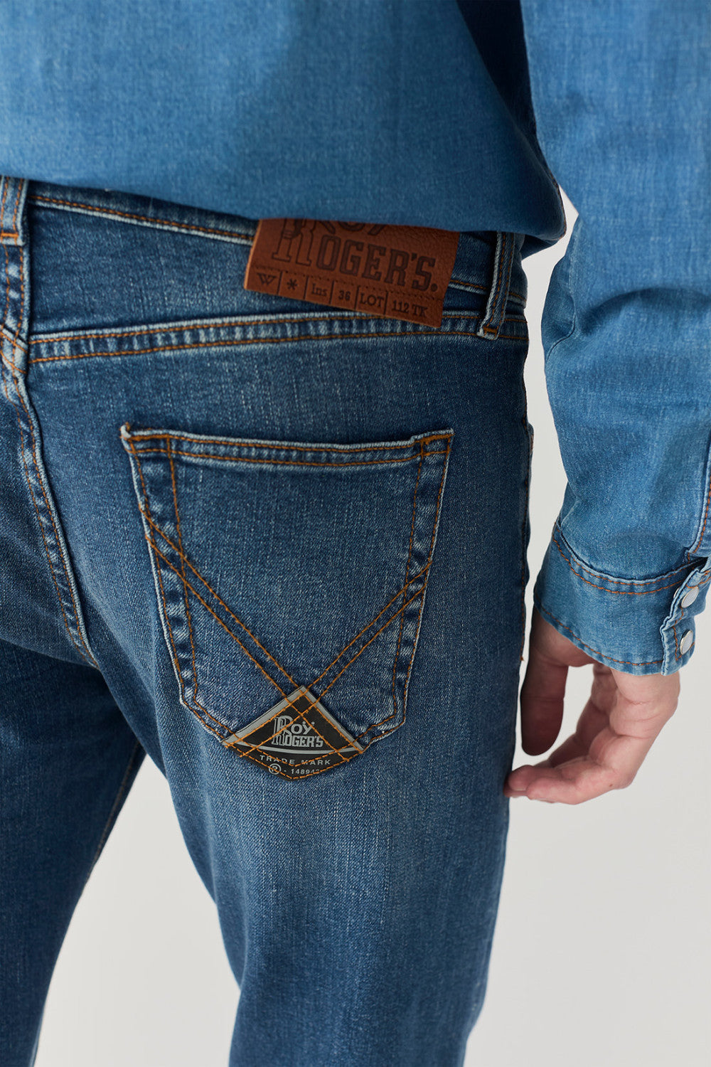 ROY ROGER'S   JEANS 517 WASH 81