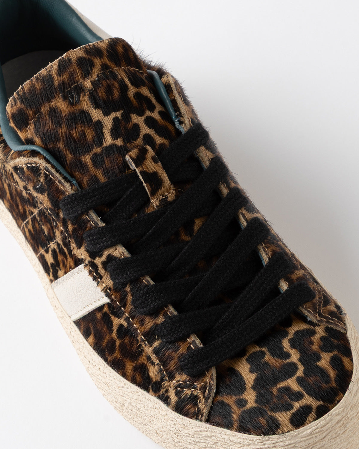 D.A.T.E. SNEAKERS HILL LOW PONY LEOPARD
