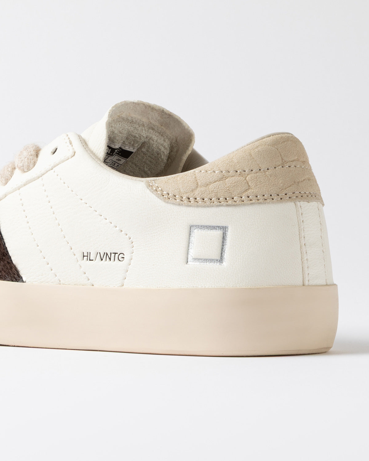 D.A.T.E. SNEAKERS HILL LOW VINTAGE MILK